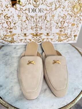 Dior Gold Ribbed Bow Pin with Logo